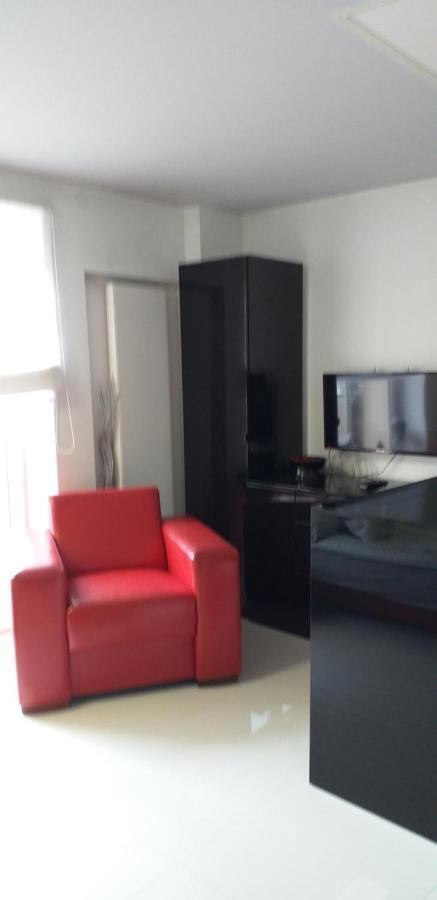 Apartamenty Centrum Rynek Mala Dwojka Kielce Bagian luar foto
